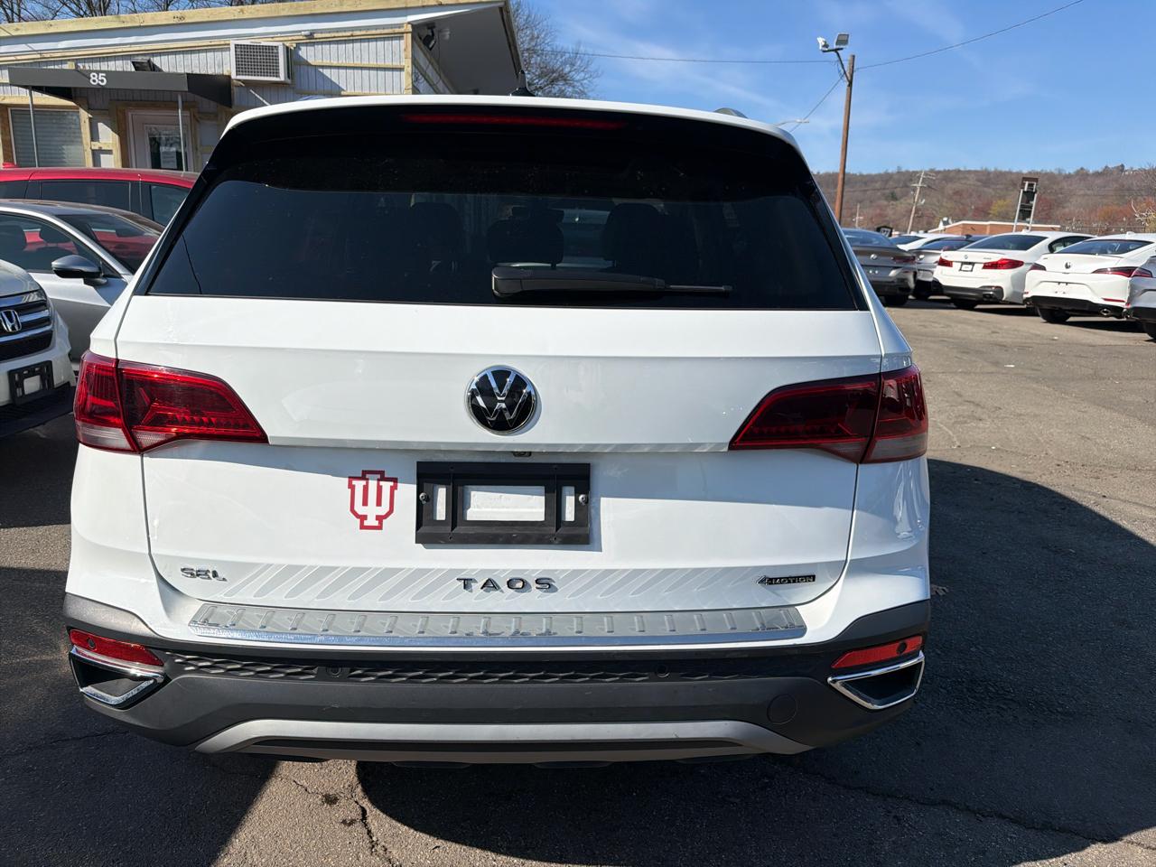 Volkswagen Taos SEL 4MOTION *Ltd Avail* 2023