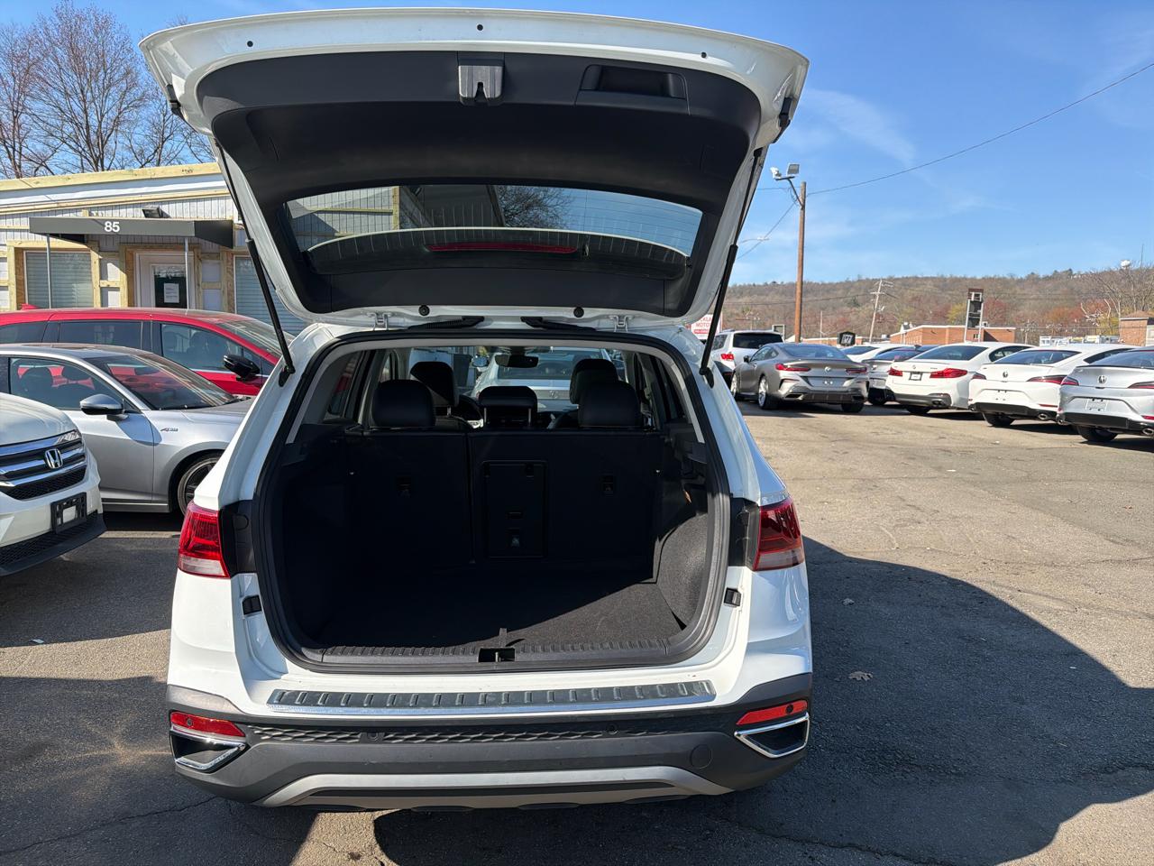 Volkswagen Taos SEL 4MOTION *Ltd Avail* 2023