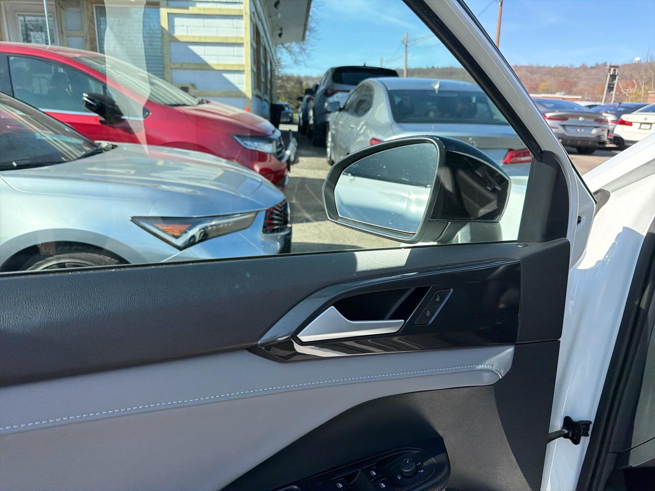 Volkswagen Taos SEL 4MOTION *Ltd Avail* 2023