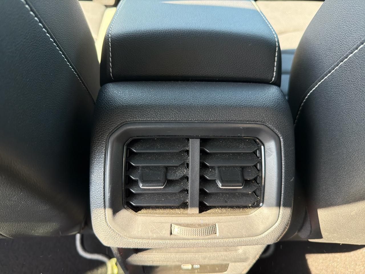 Volkswagen Taos SEL 4MOTION *Ltd Avail* 2023