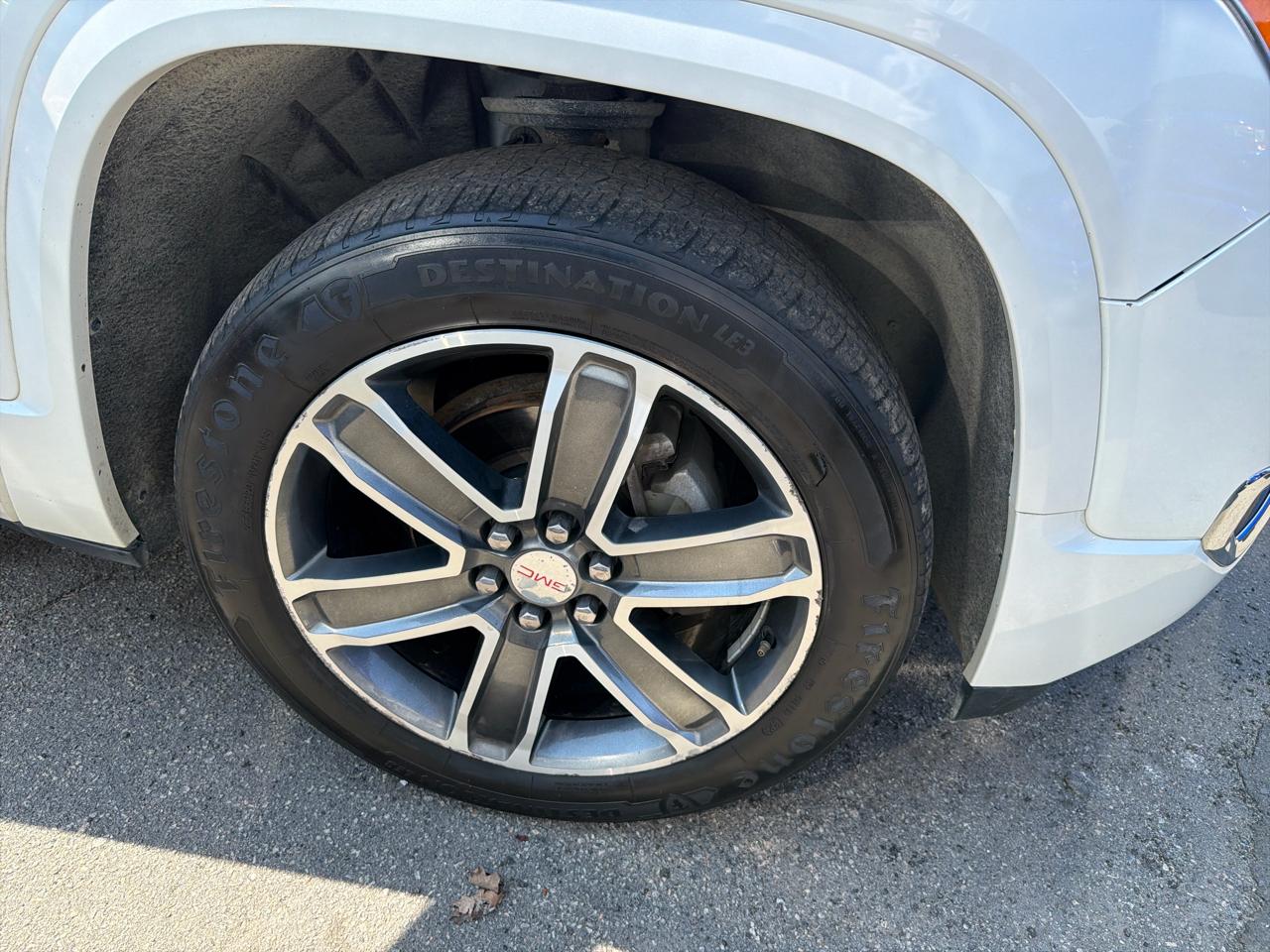 GMC Acadia AWD 4dr Denali 2017