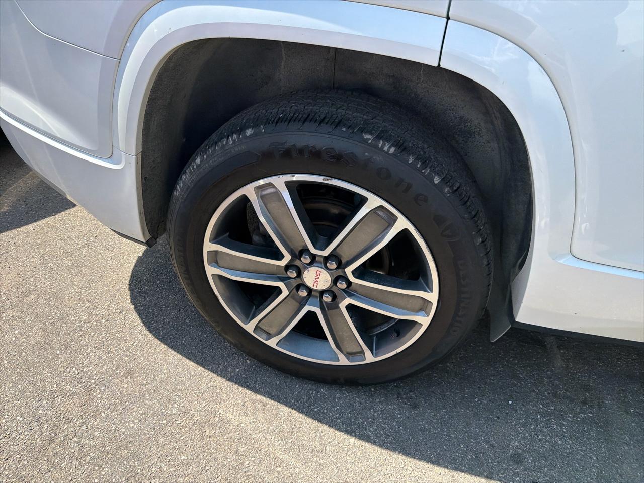 GMC Acadia AWD 4dr Denali 2017