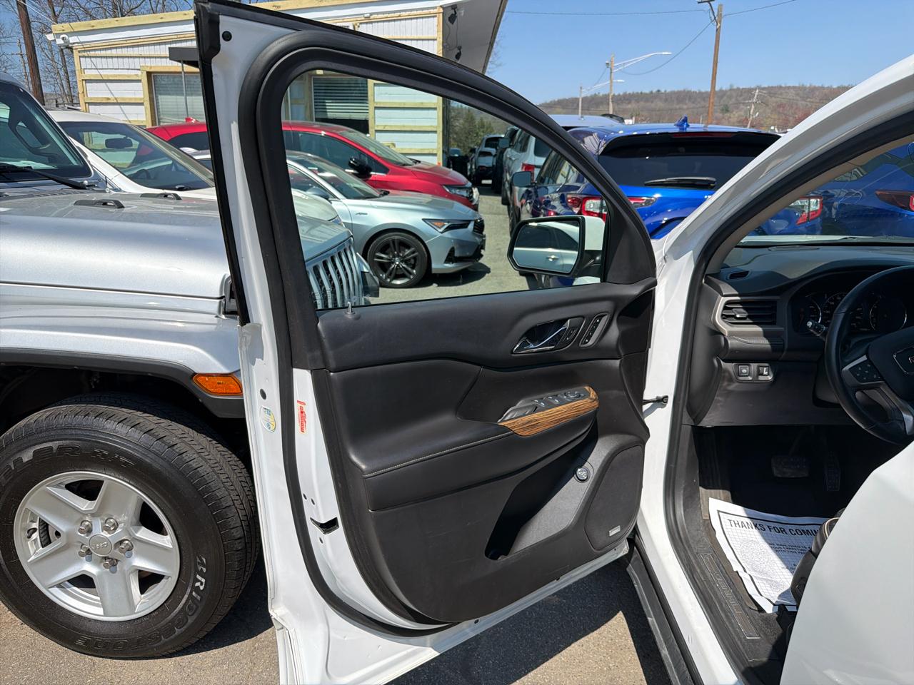 GMC Acadia AWD 4dr Denali 2017