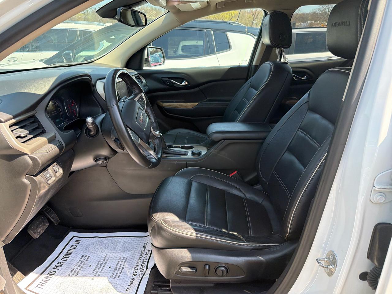 GMC Acadia AWD 4dr Denali 2017