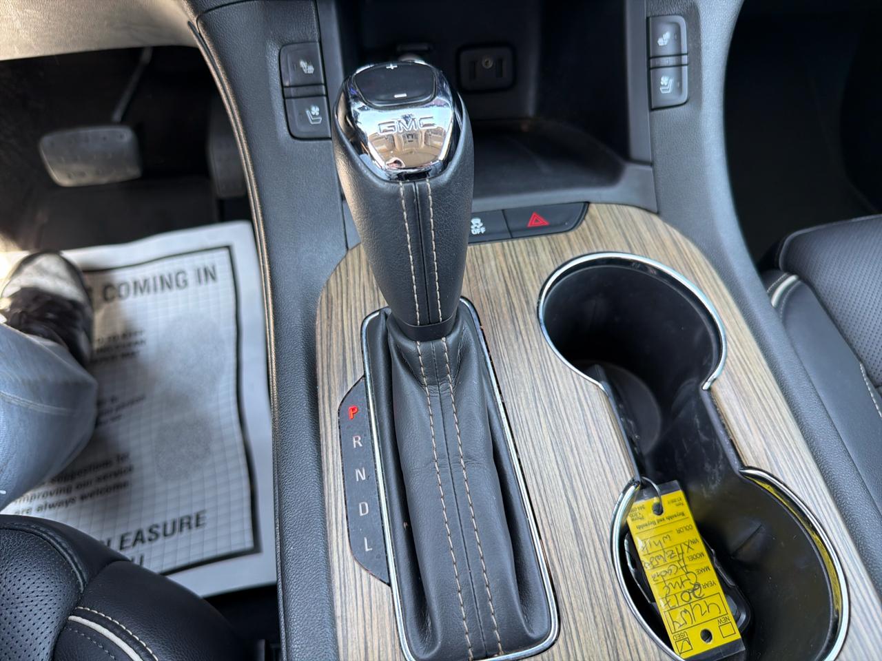 GMC Acadia AWD 4dr Denali 2017