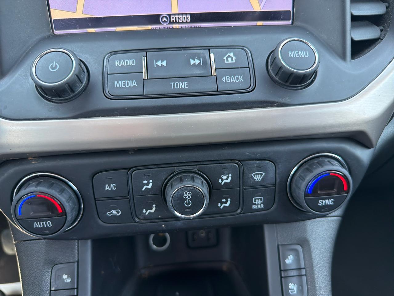 GMC Acadia AWD 4dr Denali 2017