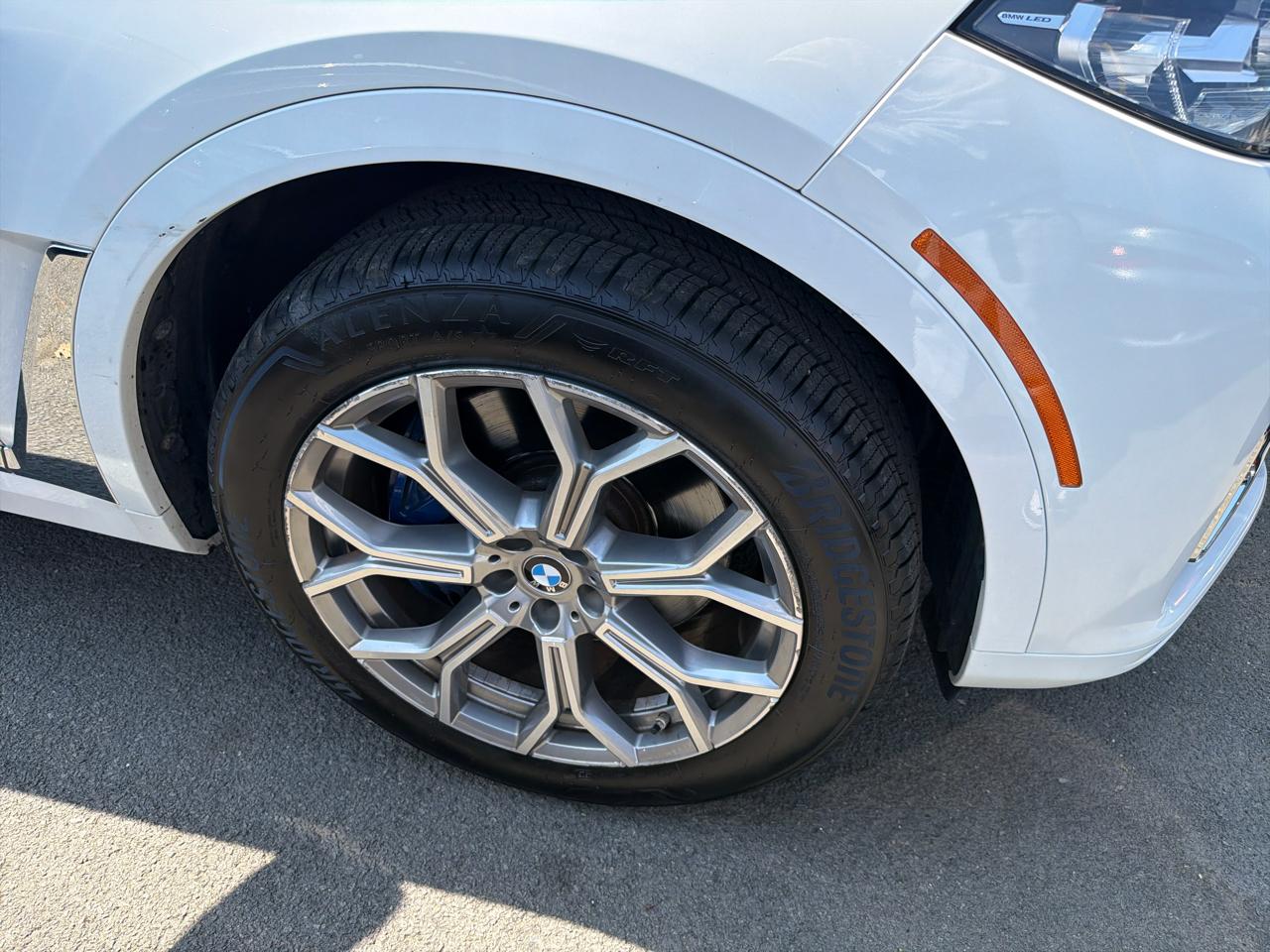 BMW X7 xDrive40i Sports Activity Vehicle 2020