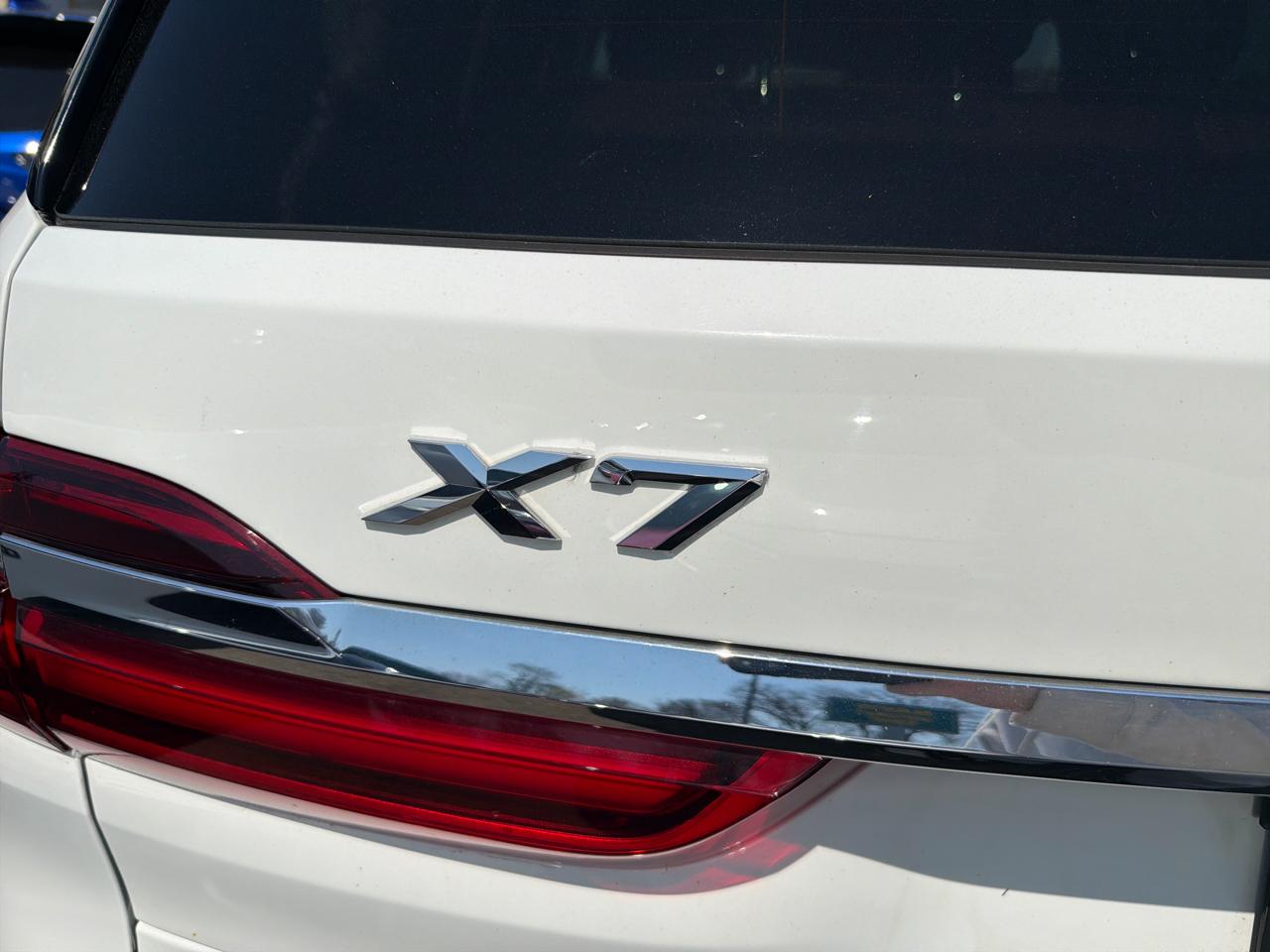 BMW X7 xDrive40i Sports Activity Vehicle 2020