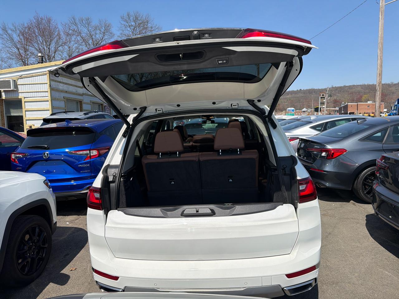 BMW X7 xDrive40i Sports Activity Vehicle 2020