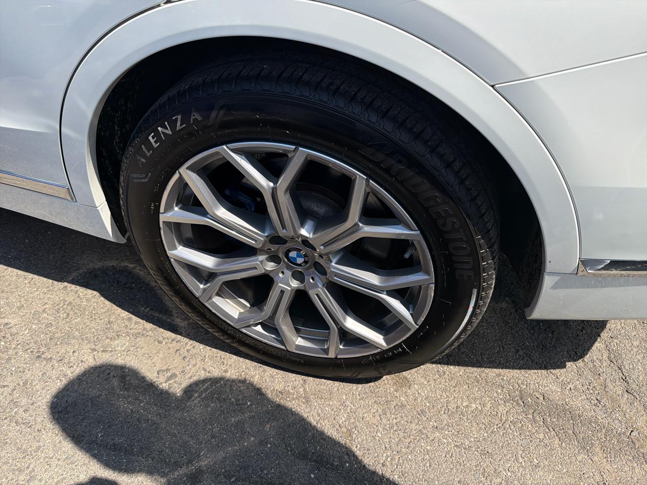 BMW X7 xDrive40i Sports Activity Vehicle 2020