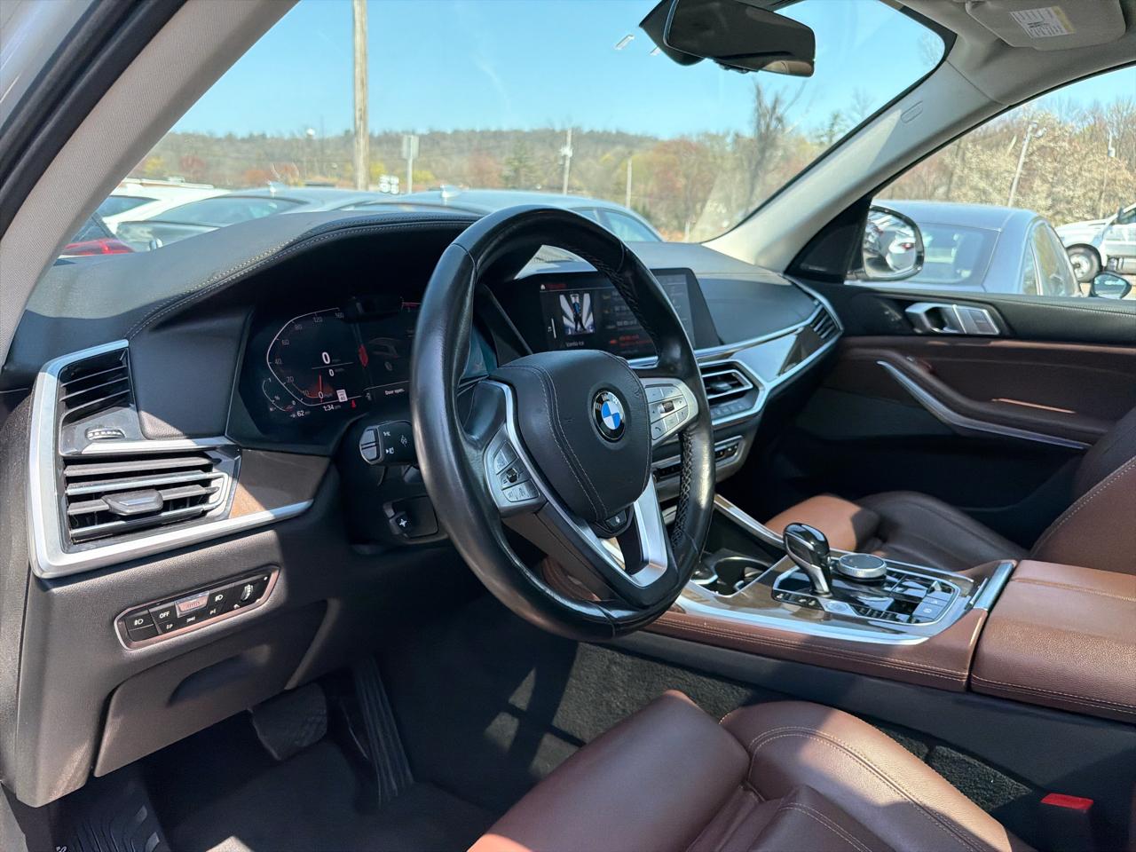 BMW X7 xDrive40i Sports Activity Vehicle 2020