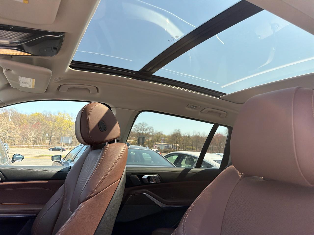 BMW X7 xDrive40i Sports Activity Vehicle 2020