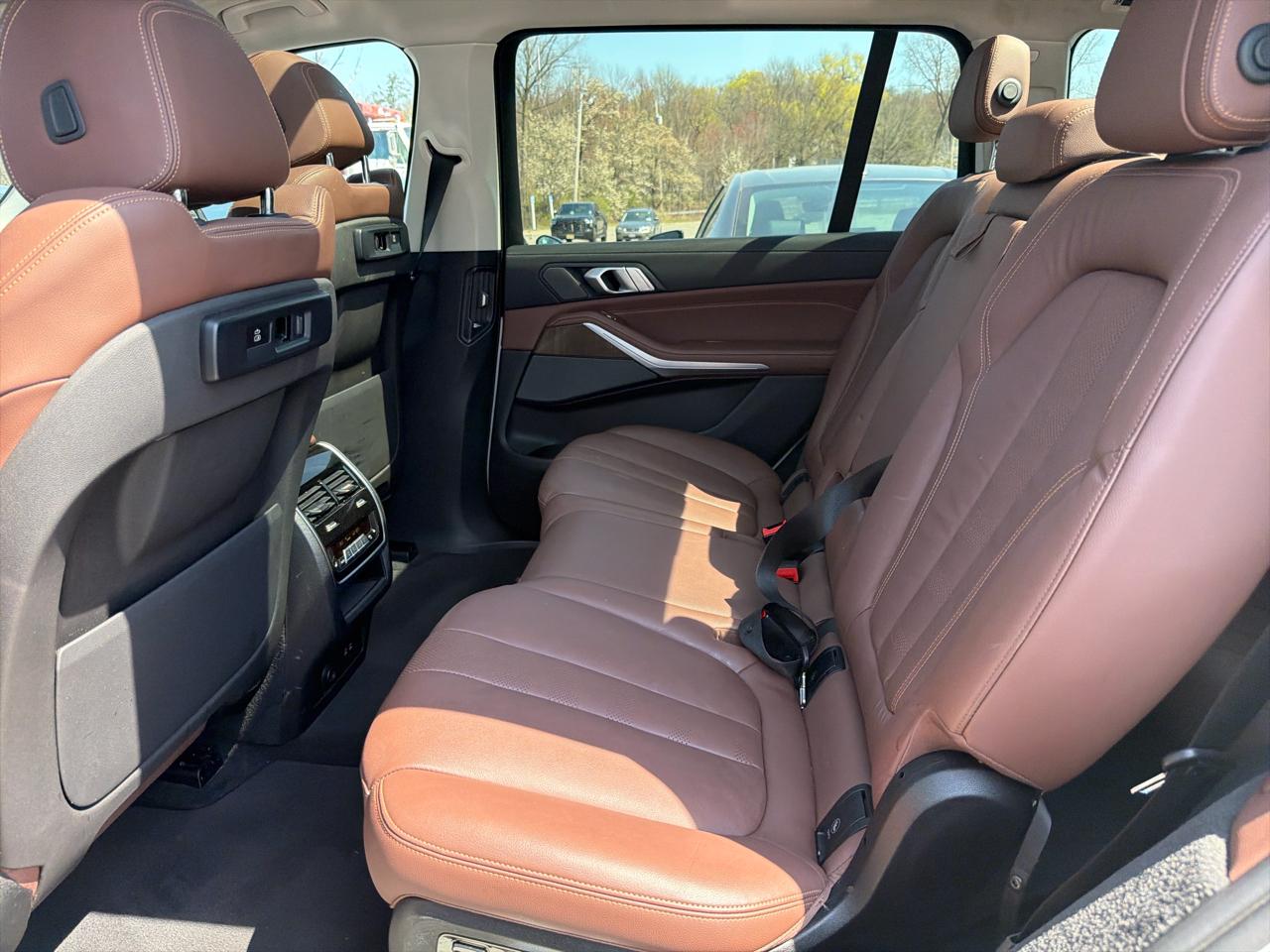 BMW X7 xDrive40i Sports Activity Vehicle 2020