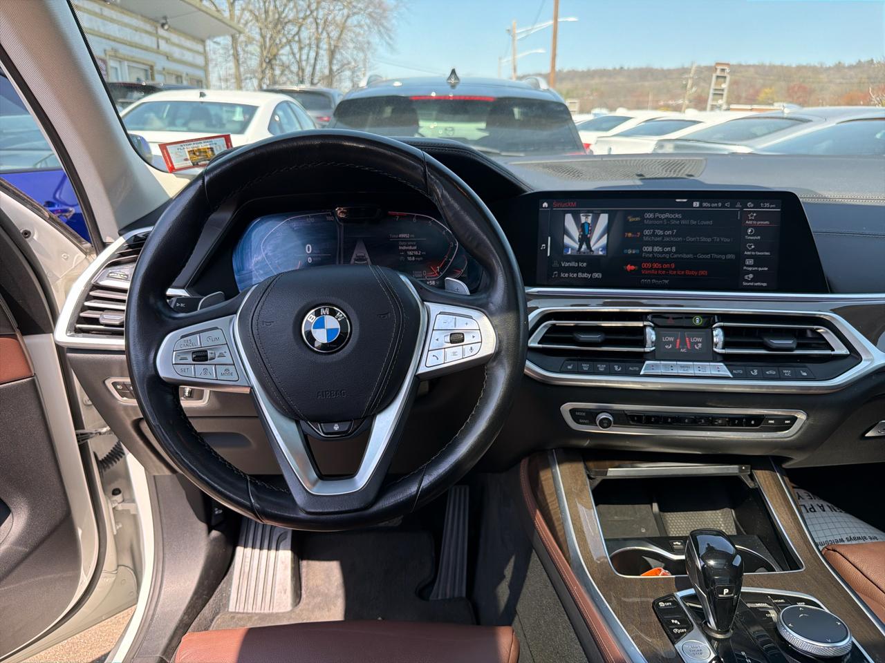BMW X7 xDrive40i Sports Activity Vehicle 2020
