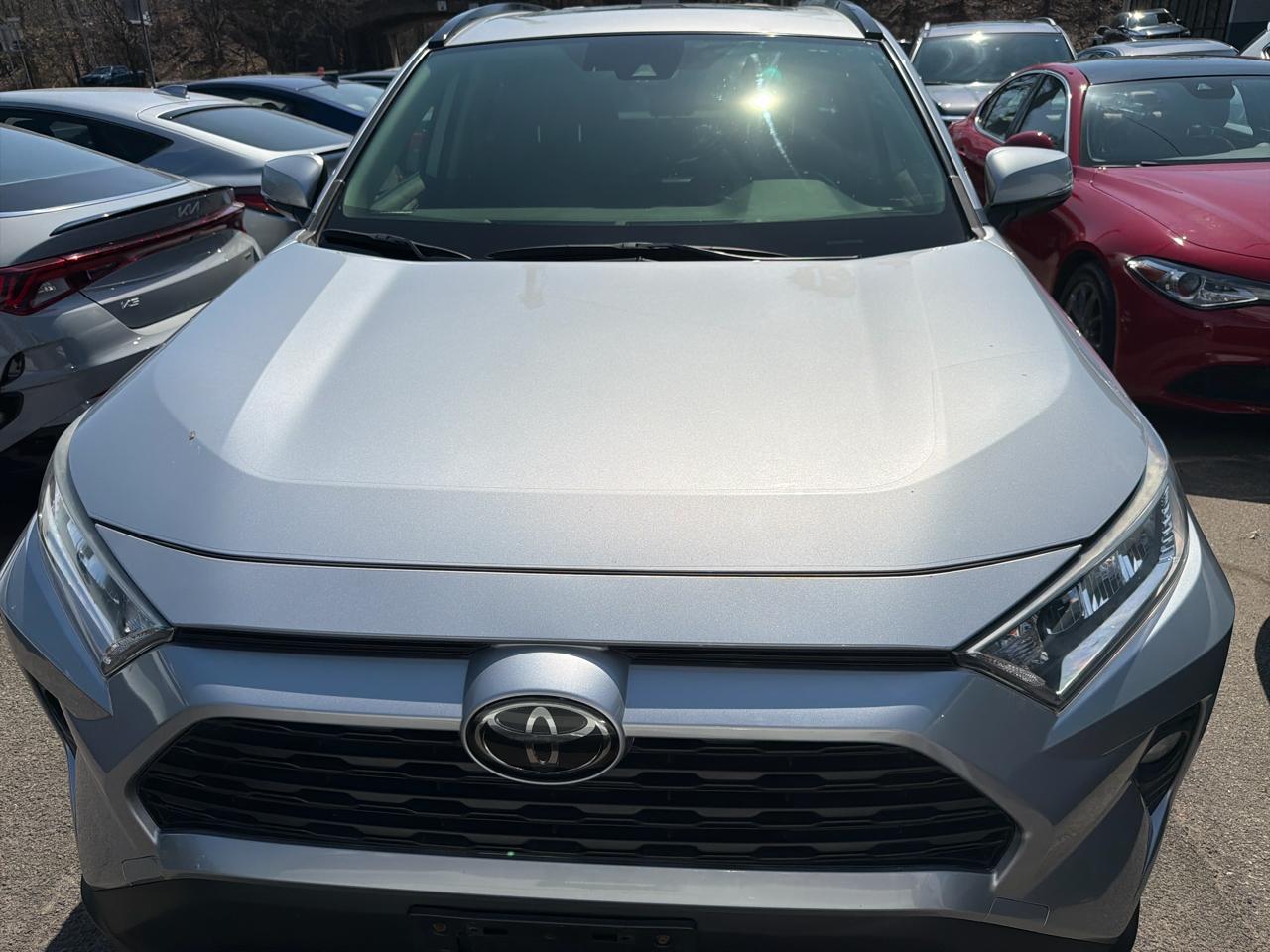 Toyota RAV4 XLE Premium AWD (Natl) 2019