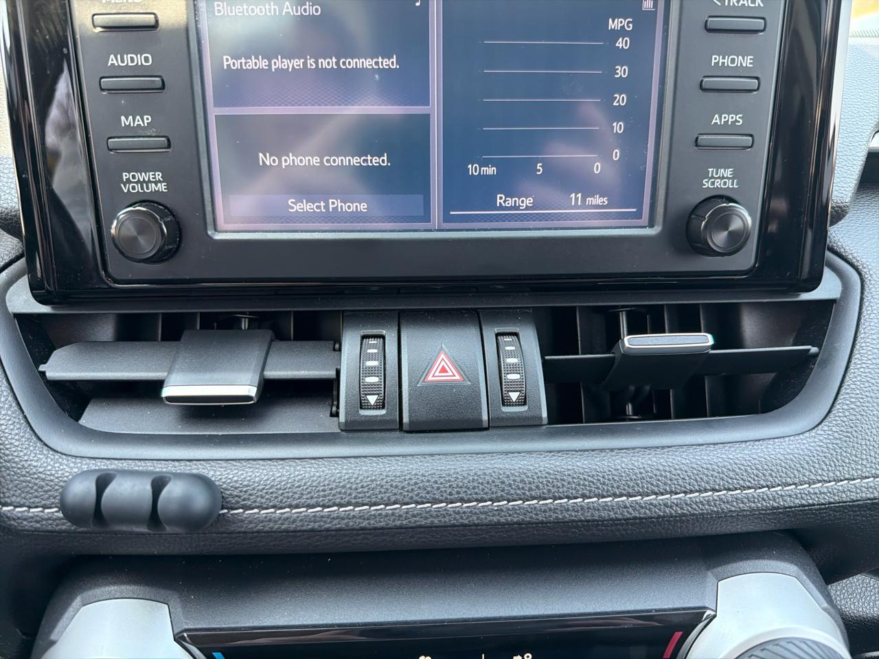 Toyota RAV4 XLE Premium AWD (Natl) 2019