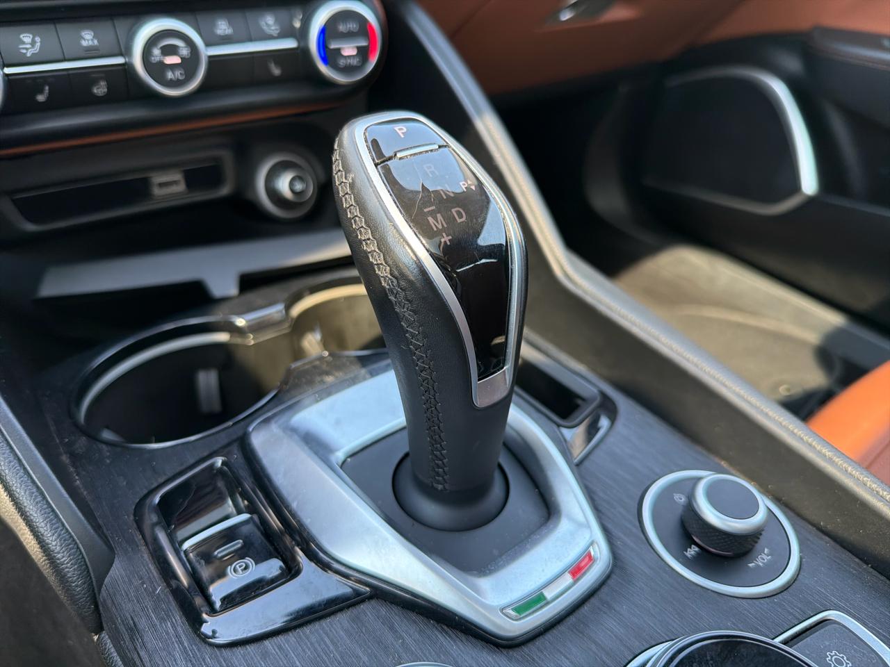 Alfa Romeo Giulia AWD 2020