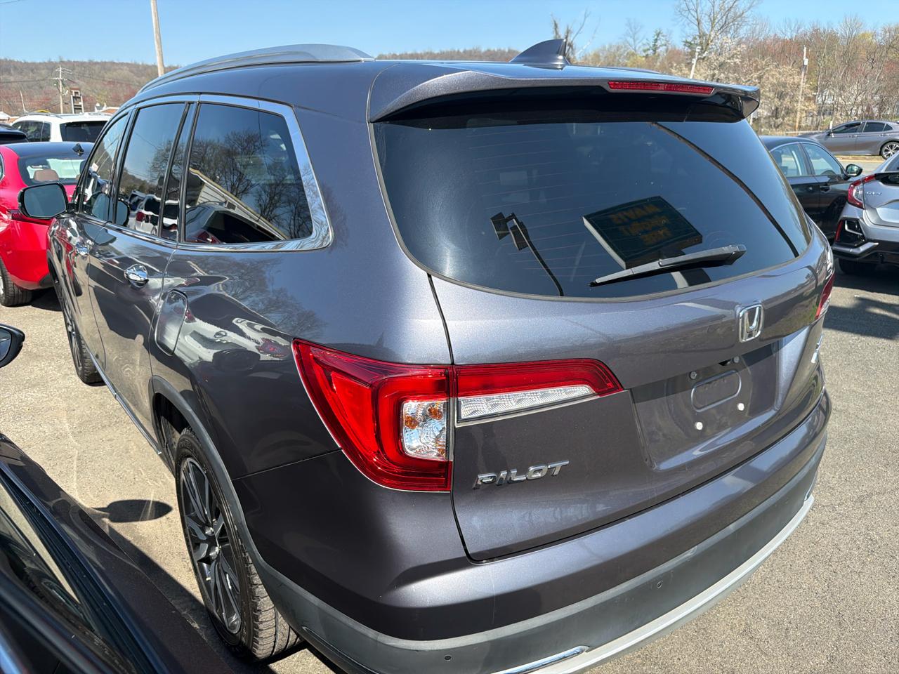 Honda Pilot Touring 7-Passenger AWD 2021