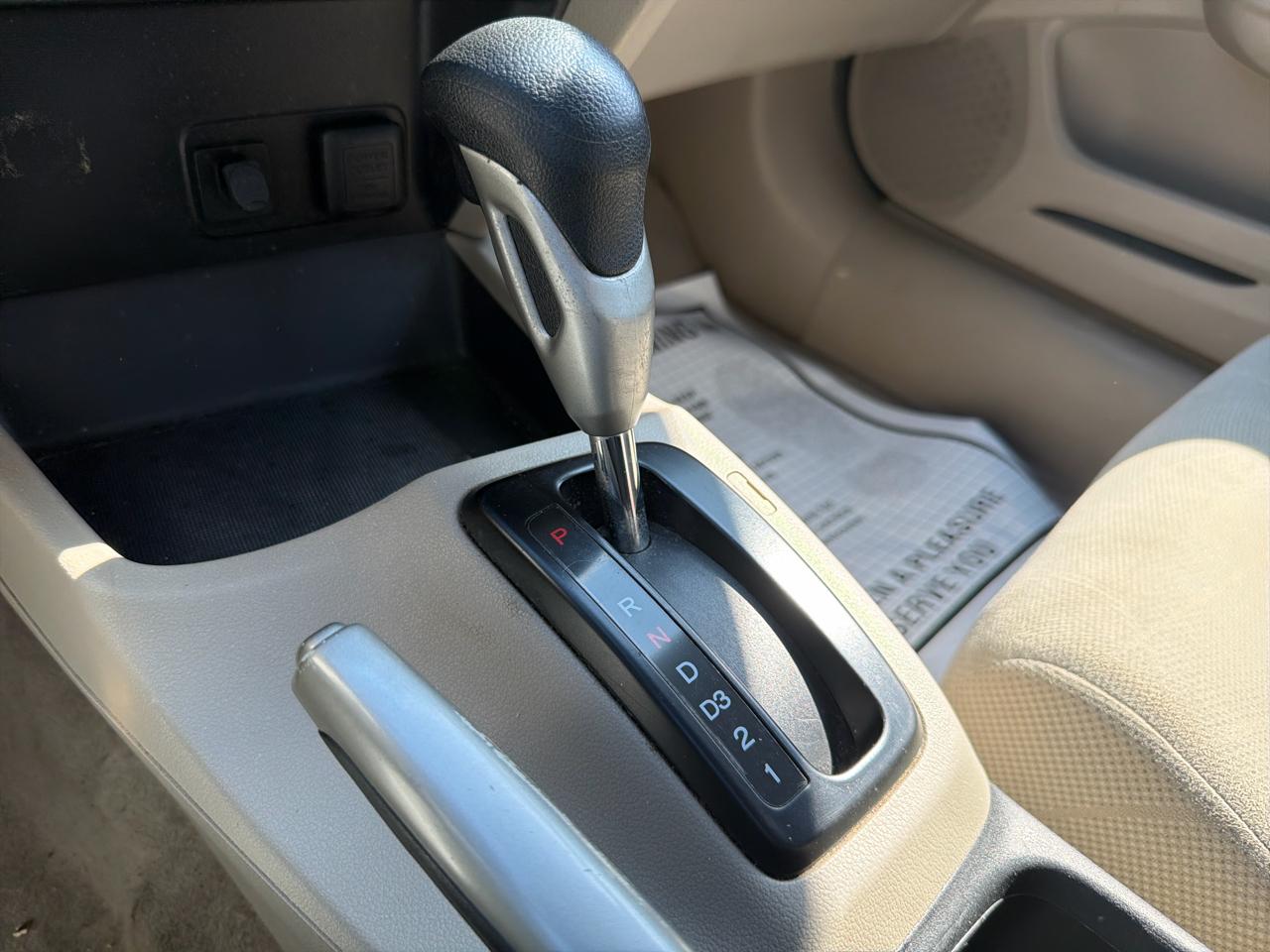 Honda Civic Sdn 4dr Auto LX 2012