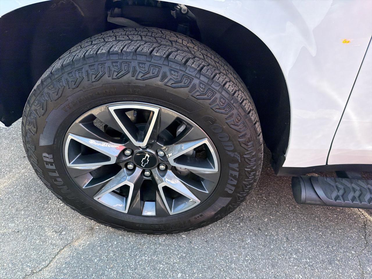 Chevrolet Tahoe 4WD 4dr Z71 2024