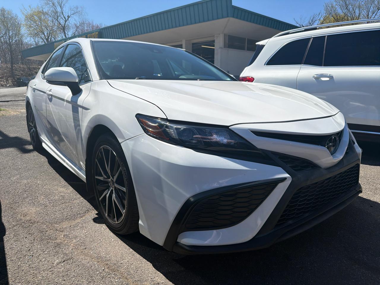 Toyota Camry SE Auto AWD (Natl) 2023