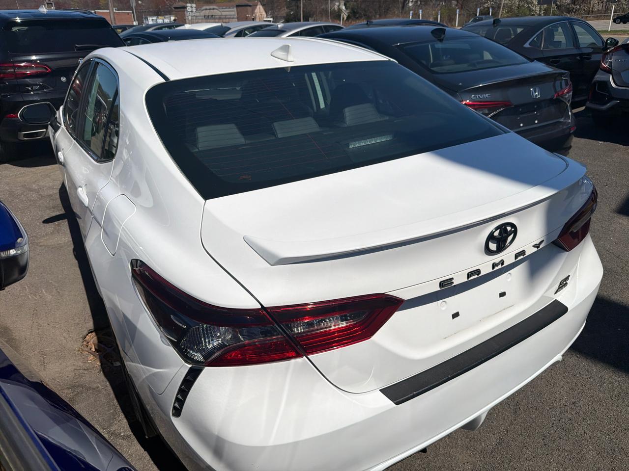 Toyota Camry SE Auto AWD (Natl) 2023