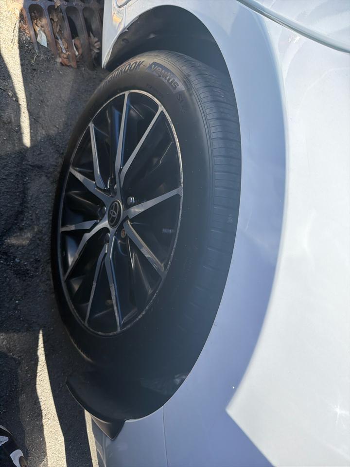 Toyota Camry SE Auto AWD (Natl) 2023