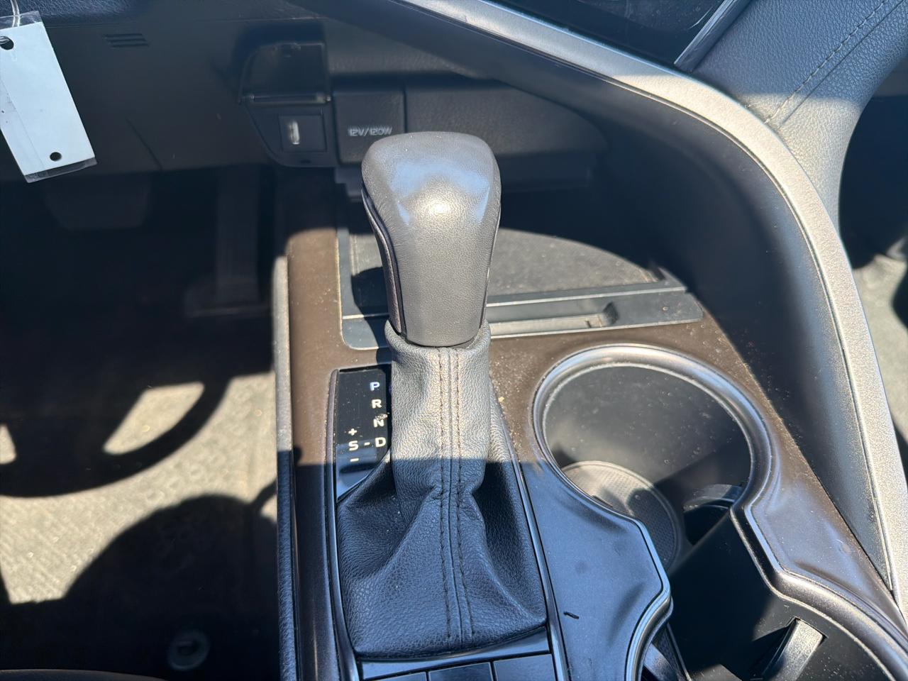 Toyota Camry SE Auto AWD (Natl) 2023