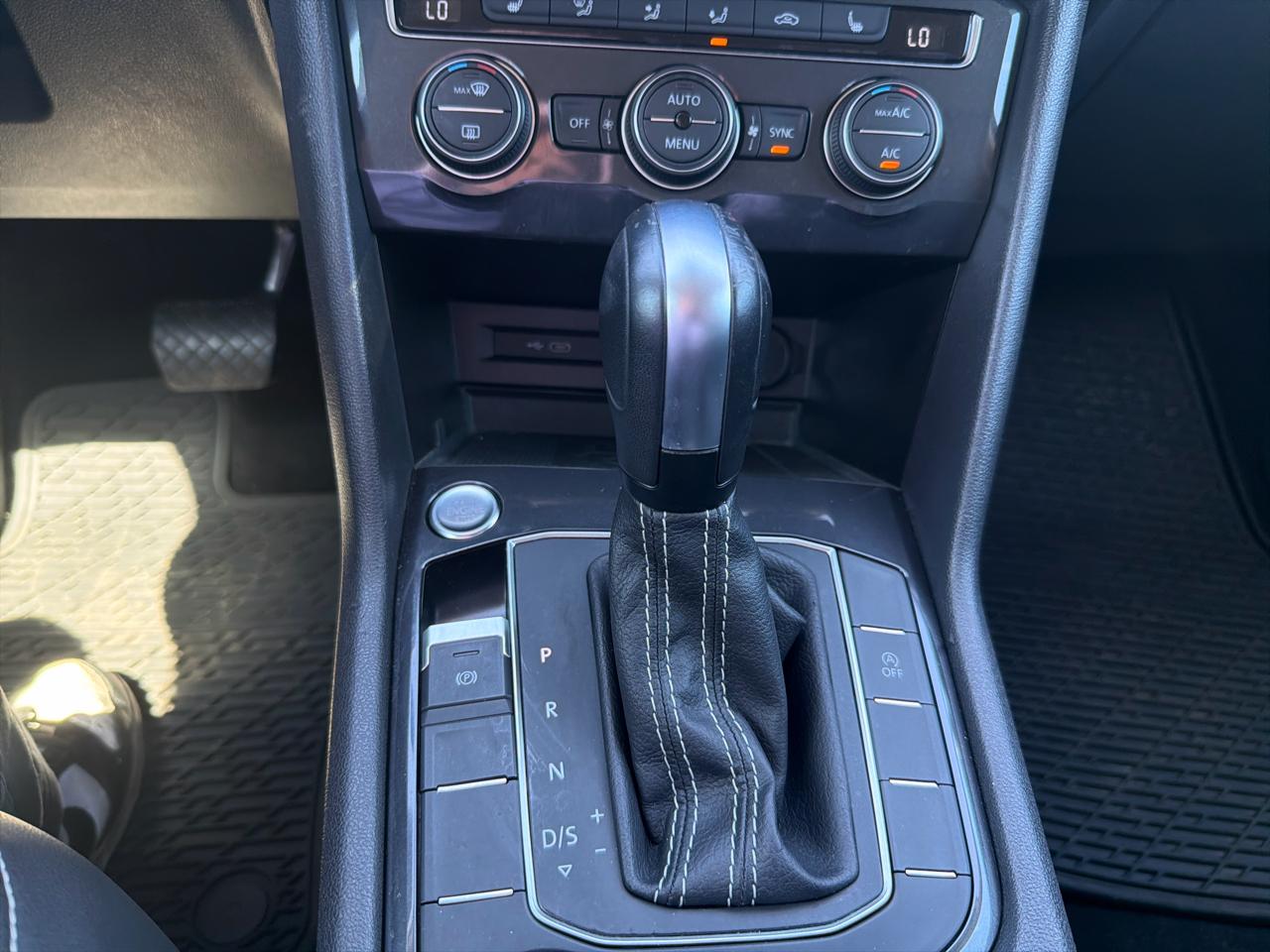 Volkswagen Tiguan 2.0T SE R-Line Black 4MOTION 2021