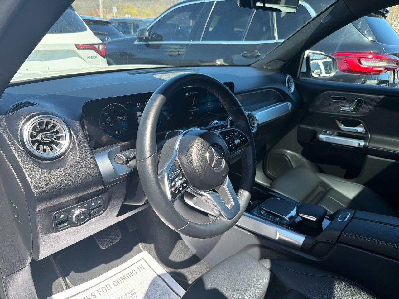 Mercedes-Benz GLB GLB 250 4MATIC SUV 2023