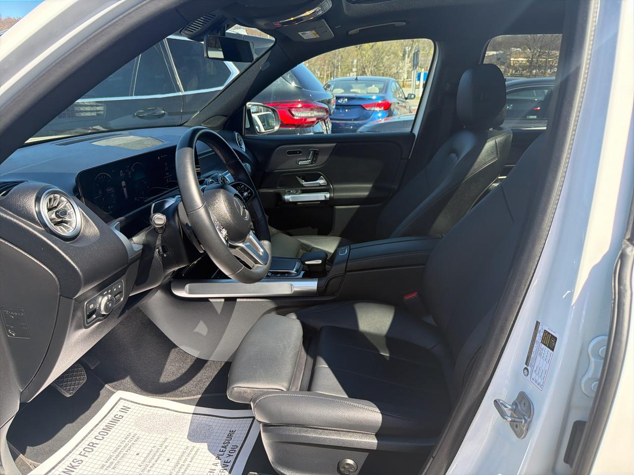 Mercedes-Benz GLB GLB 250 4MATIC SUV 2023