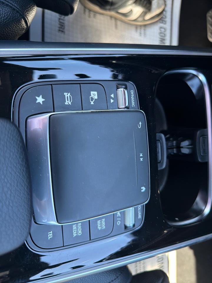 Mercedes-Benz GLB GLB 250 4MATIC SUV 2023