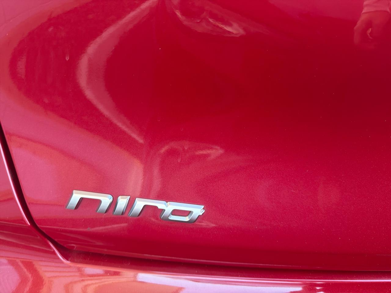 Kia Niro LX FWD 2018