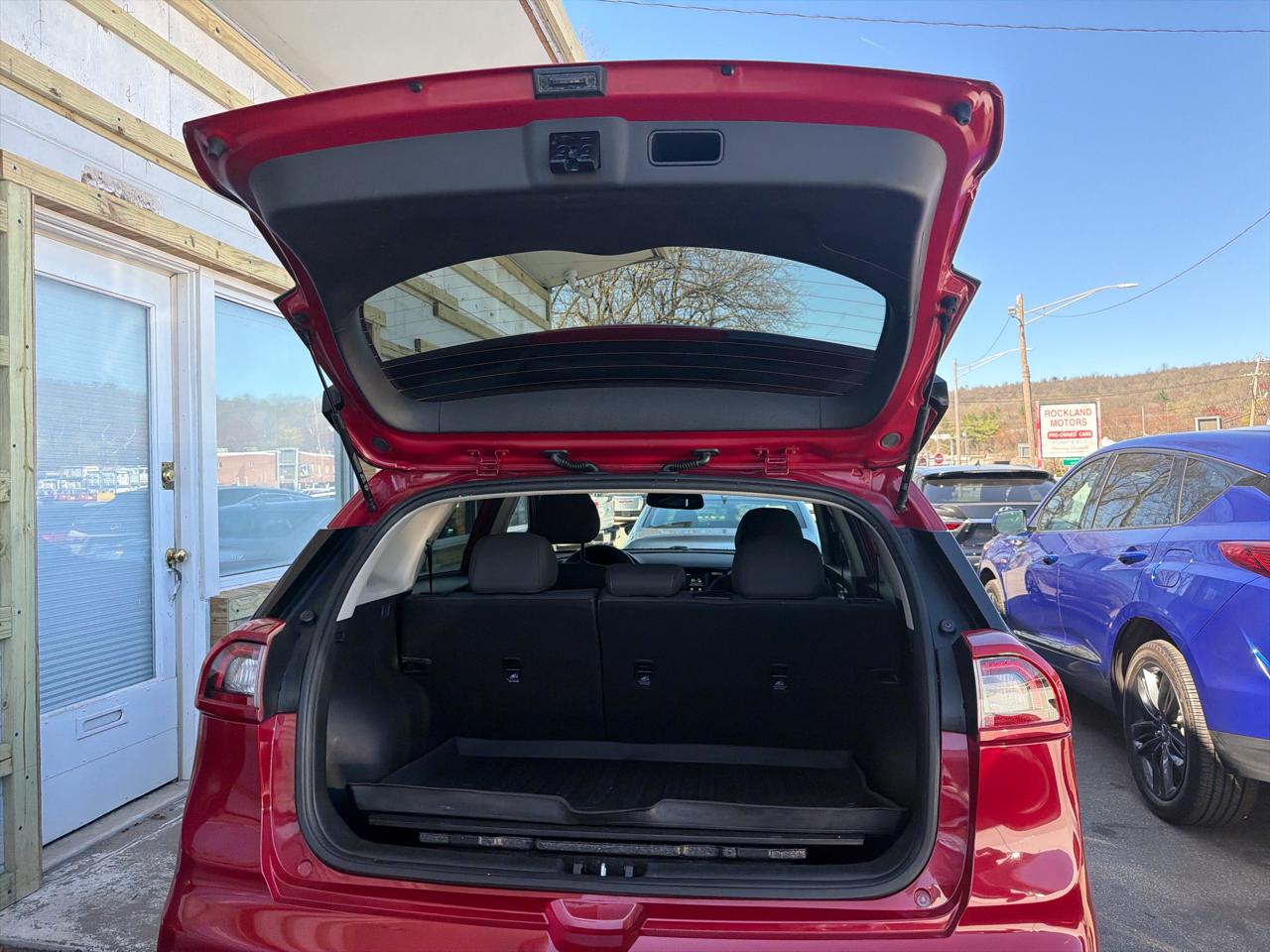 Kia Niro LX FWD 2018