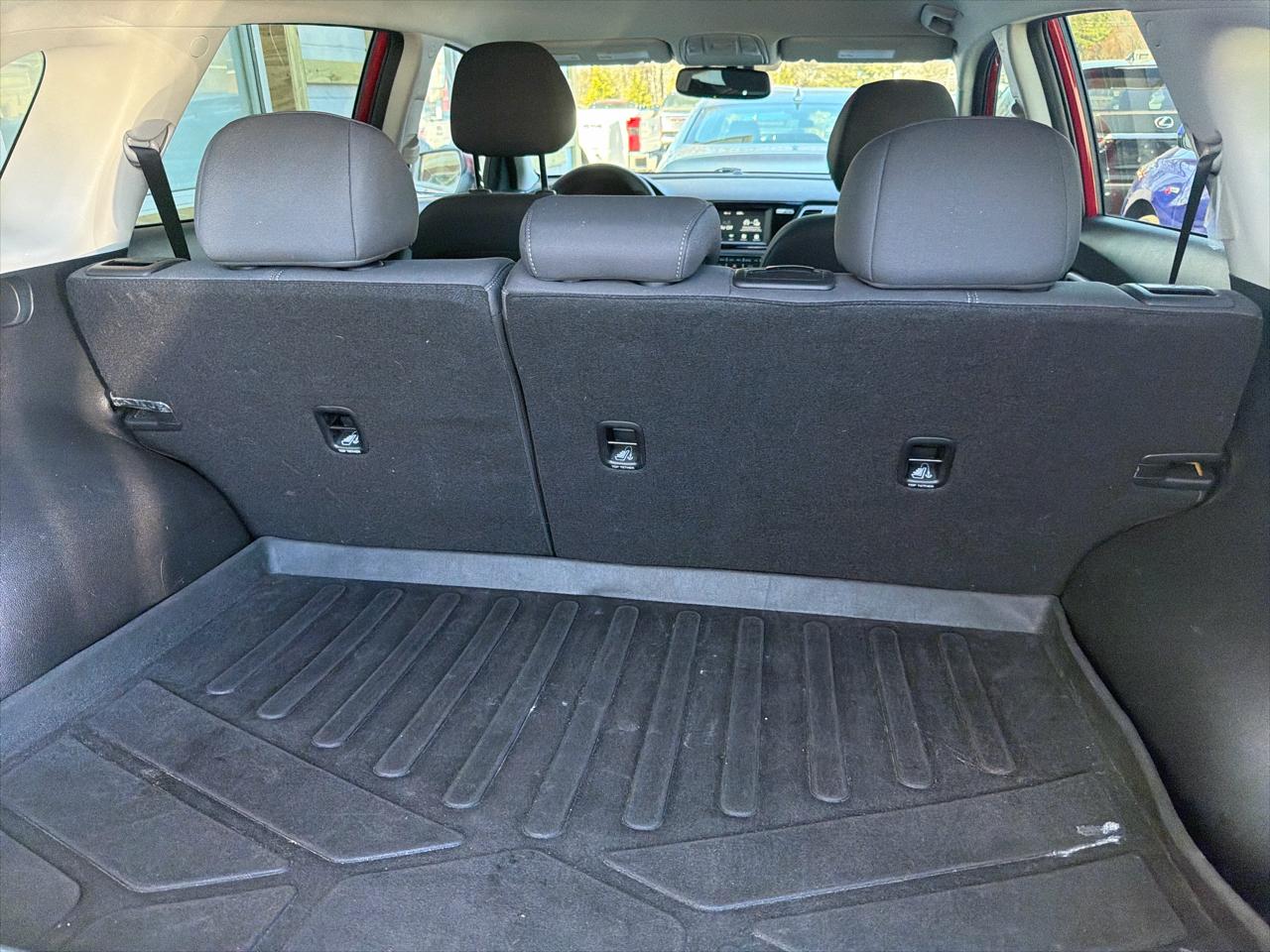 Kia Niro LX FWD 2018