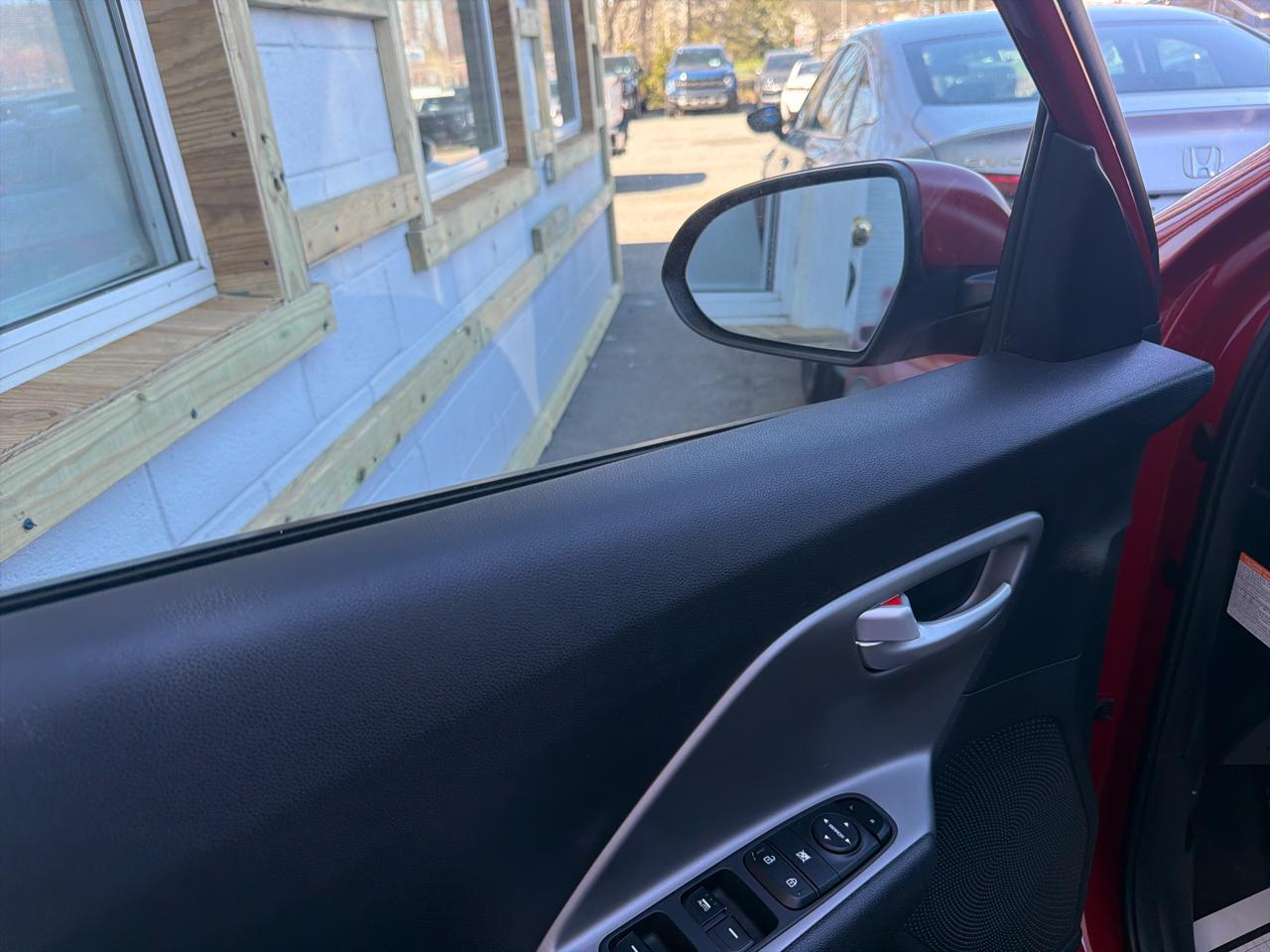 Kia Niro LX FWD 2018