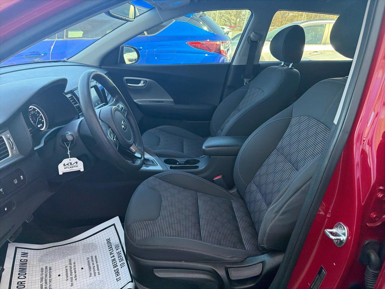 Kia Niro LX FWD 2018