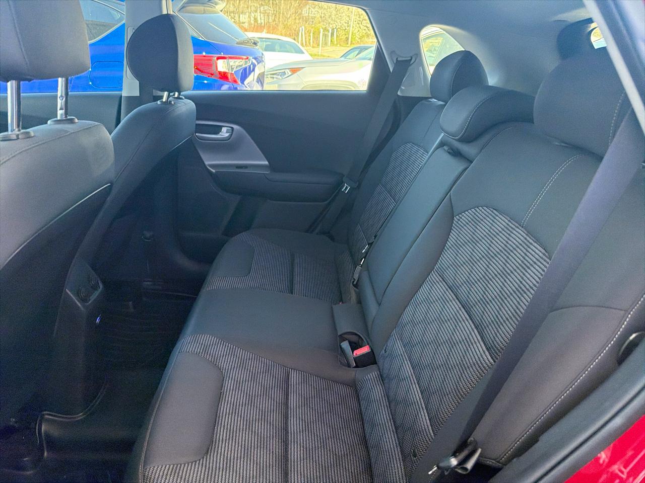 Kia Niro LX FWD 2018