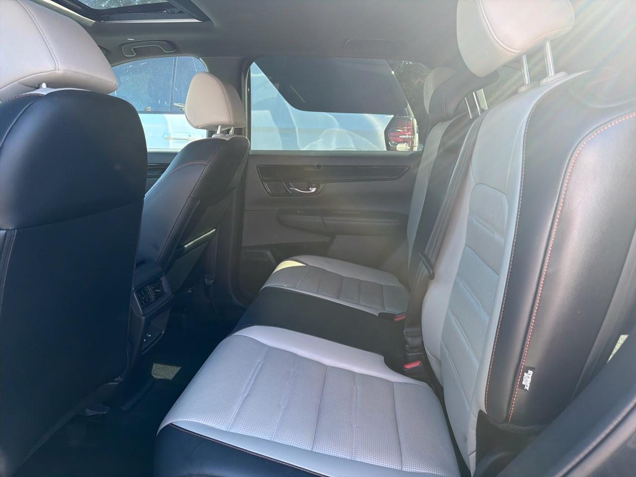 Honda CR-V Hybrid Sport Touring AWD 2023