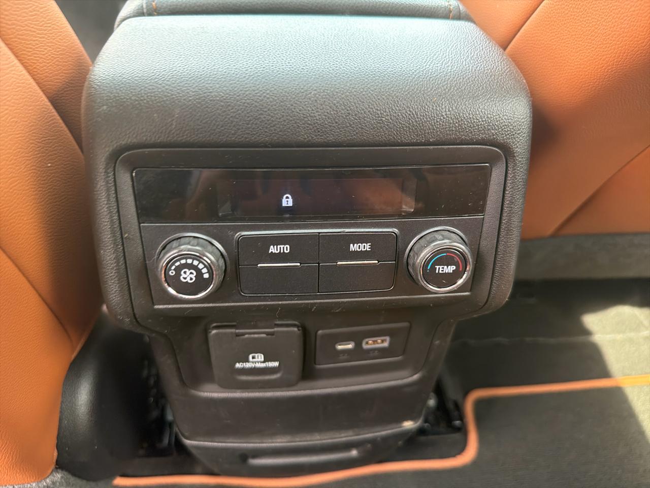 GMC Acadia AWD 4dr AT4 2020