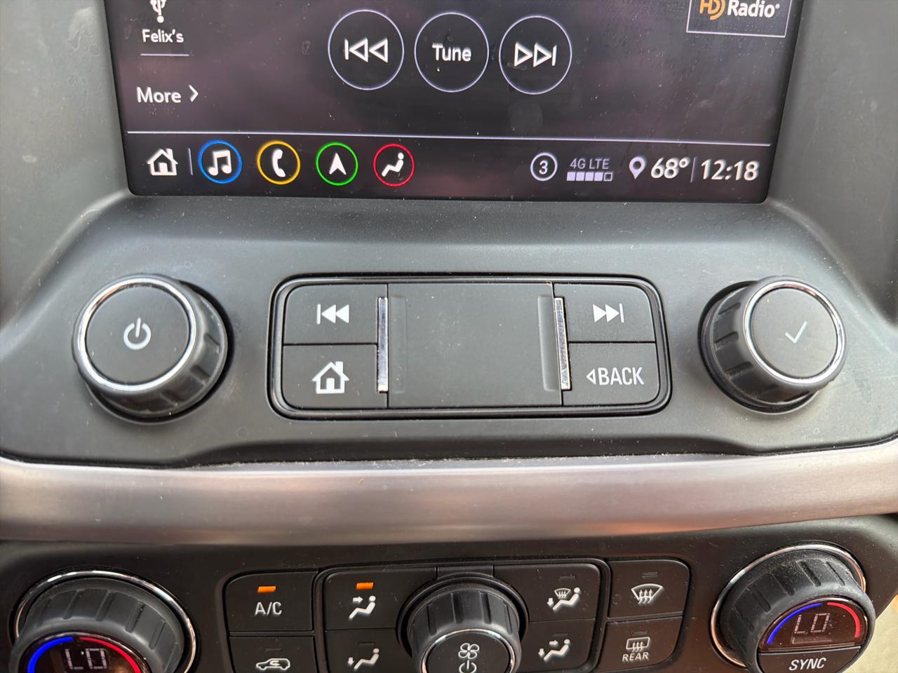 GMC Acadia AWD 4dr AT4 2020