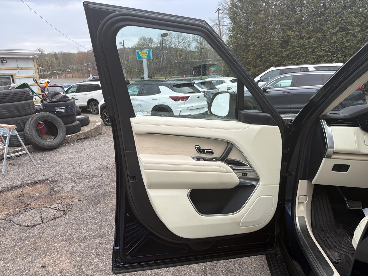 Land Rover Range Rover P530 SE SWB 2023