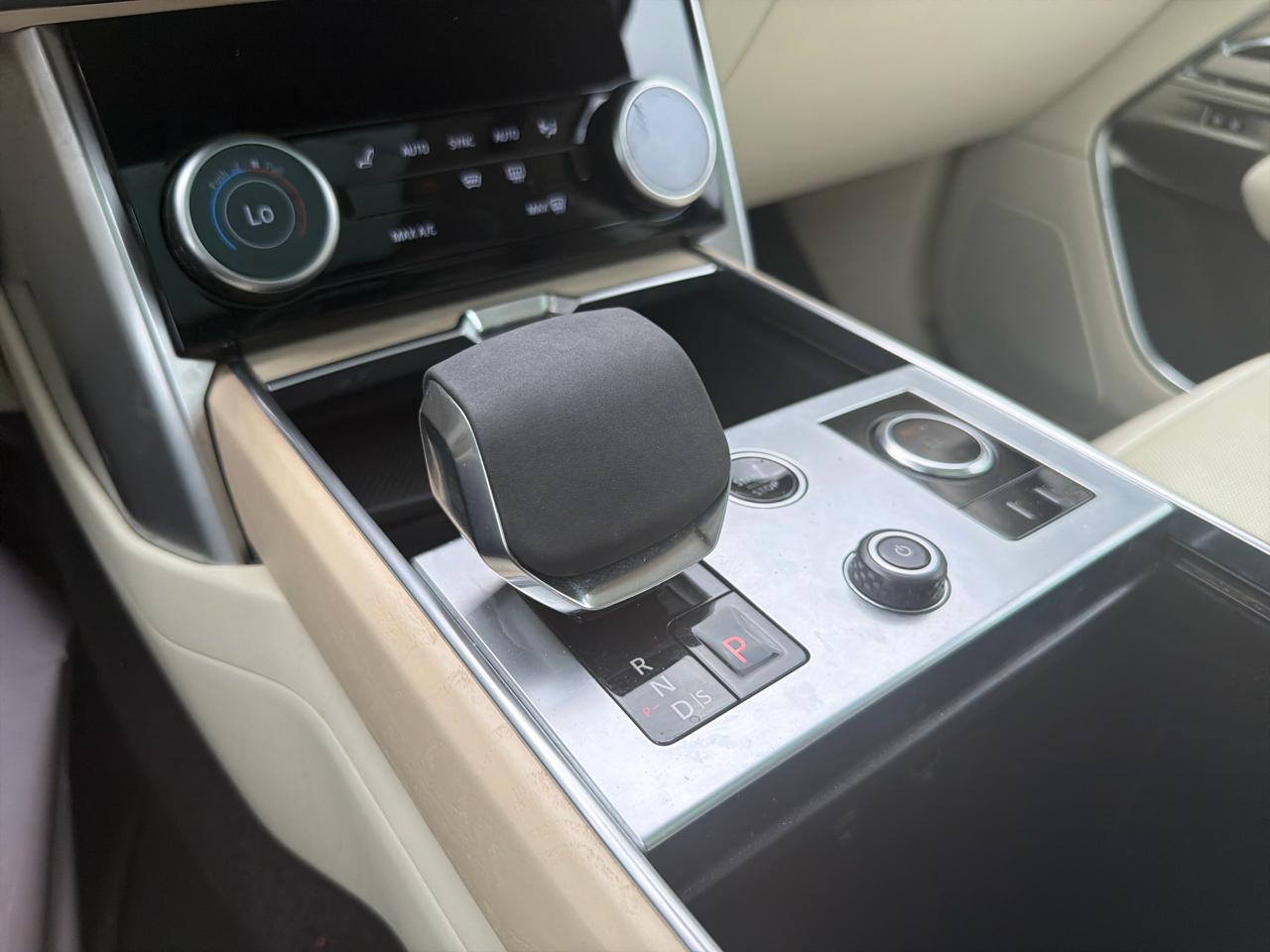 Land Rover Range Rover P530 SE SWB 2023