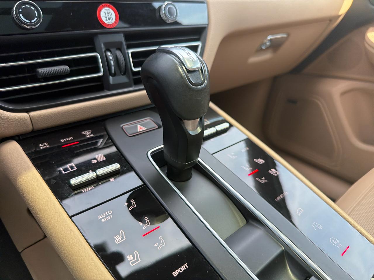 Porsche Macan AWD 2023