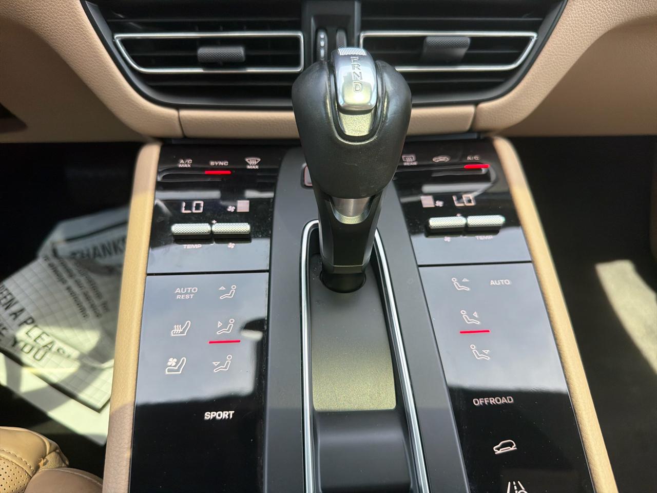 Porsche Macan AWD 2023