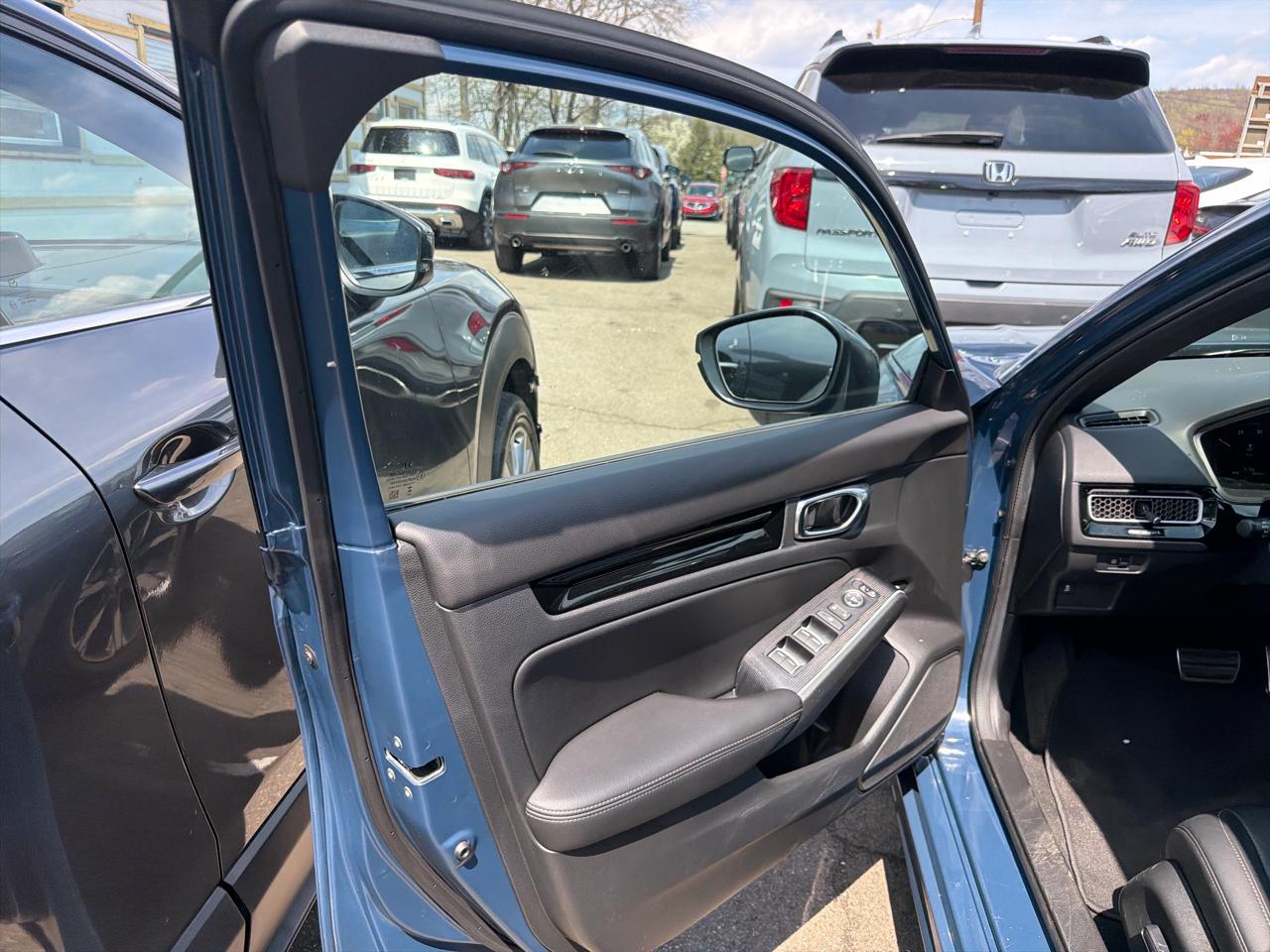 Honda Civic Sedan Hybrid Sport CVT 2025