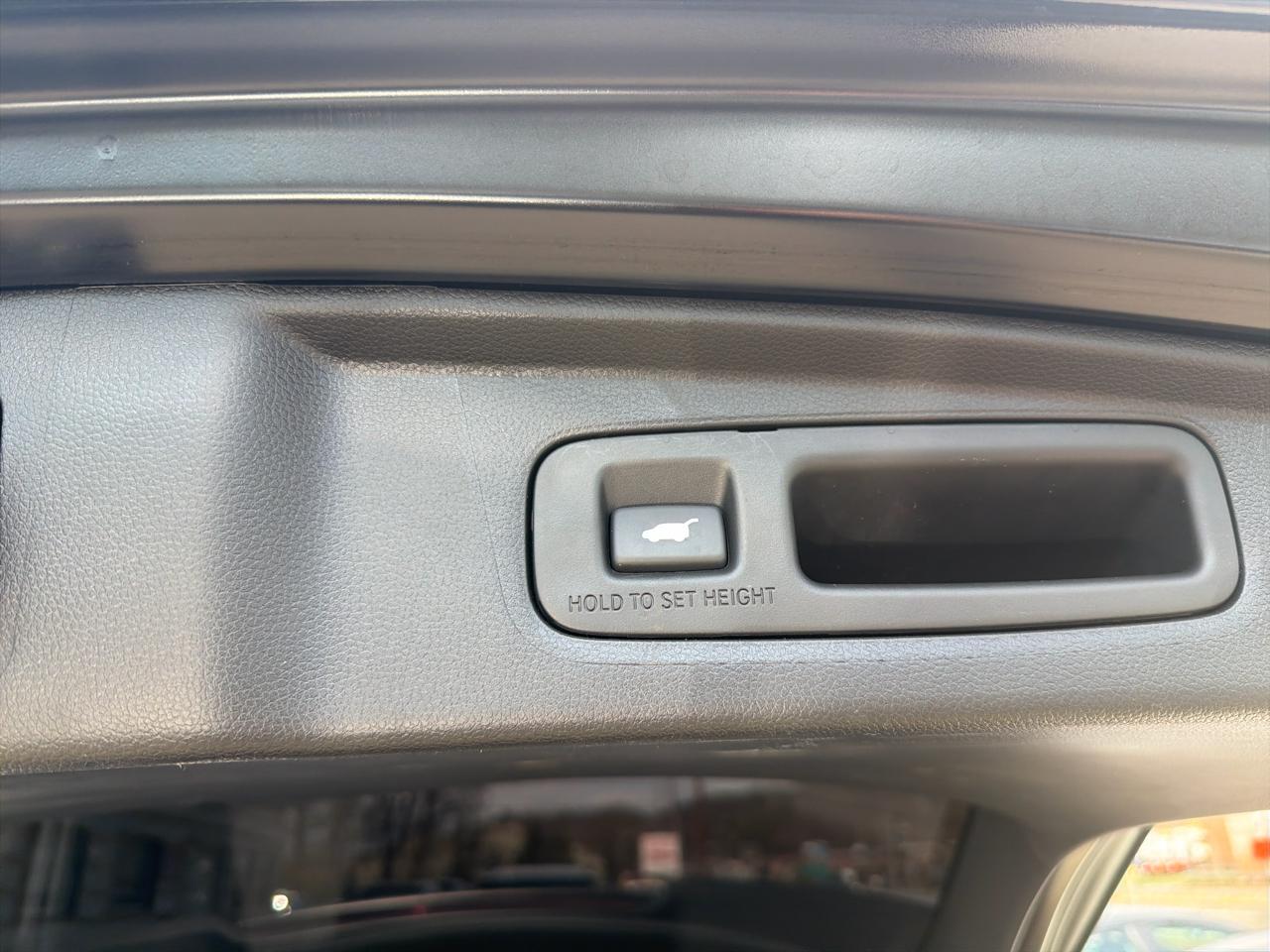 Honda CR-V Hybrid Sport-L AWD 2025