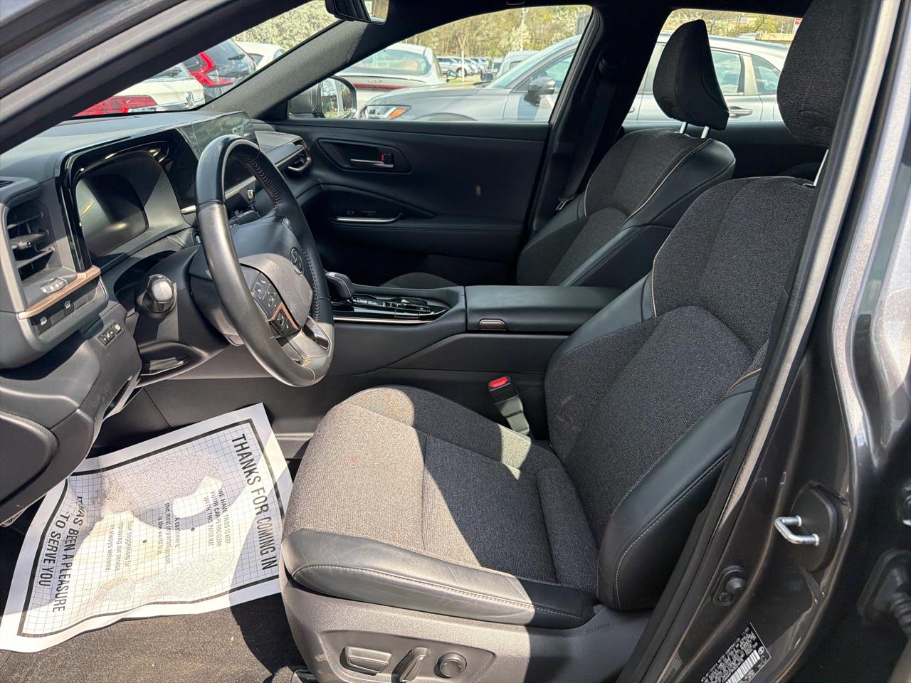 Toyota Crown Limited AWD (Natl) 2024