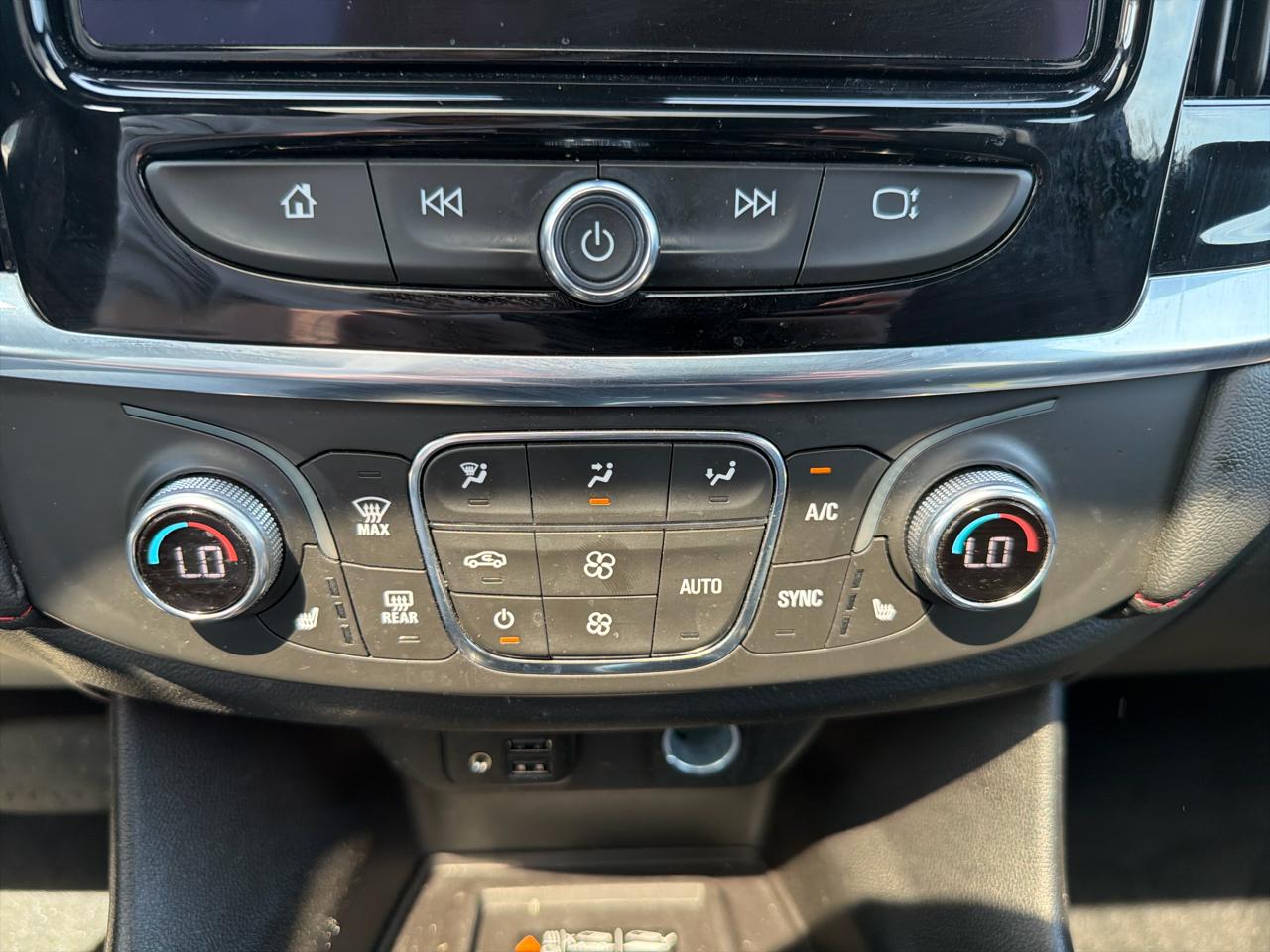 Chevrolet Traverse AWD 4dr RS 2023