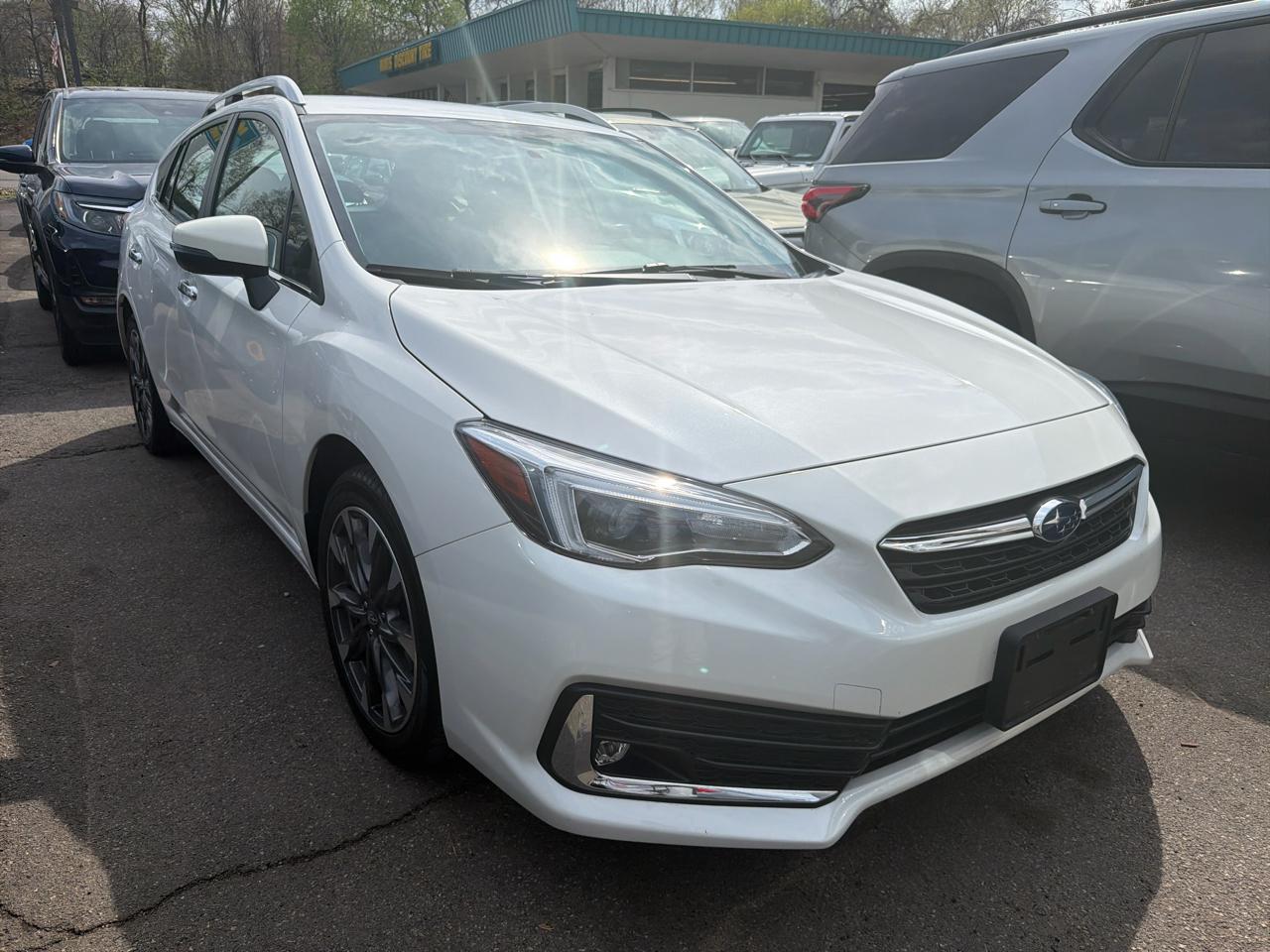 Subaru Impreza Limited 5-door CVT 2022
